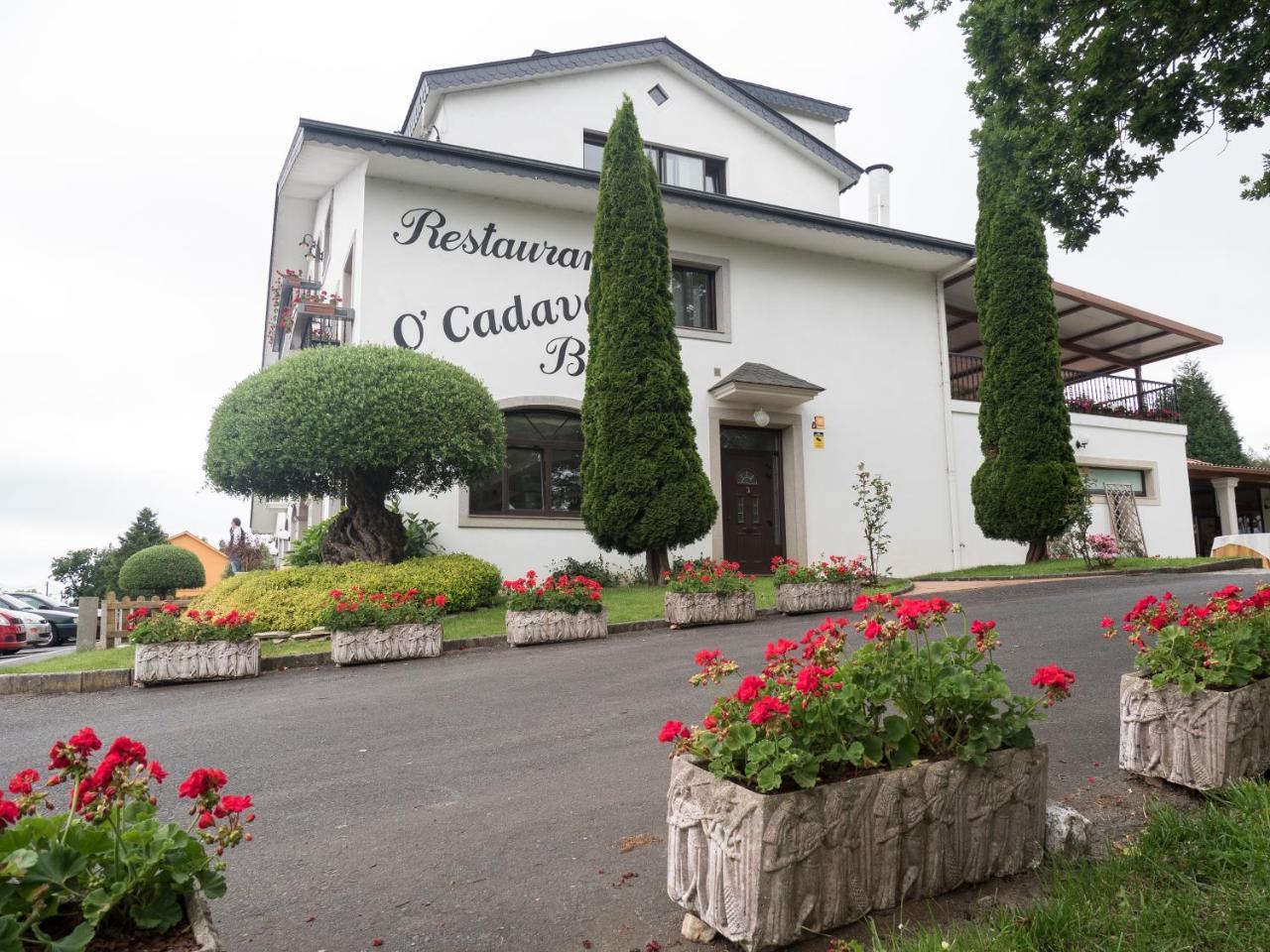 Hostal Restaurante O'Cadaval Frades المظهر الخارجي الصورة